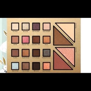 TOO FACED HOLIDAY COLLECTION EYE PALLETE